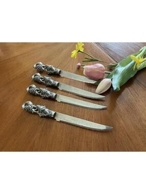 Vintage Arthur Court Grape Pattern Knife Set